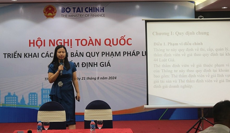 Phổ biến, triển khai Luật Giá và các văn bản quy phạm pháp luật về thẩm định giá