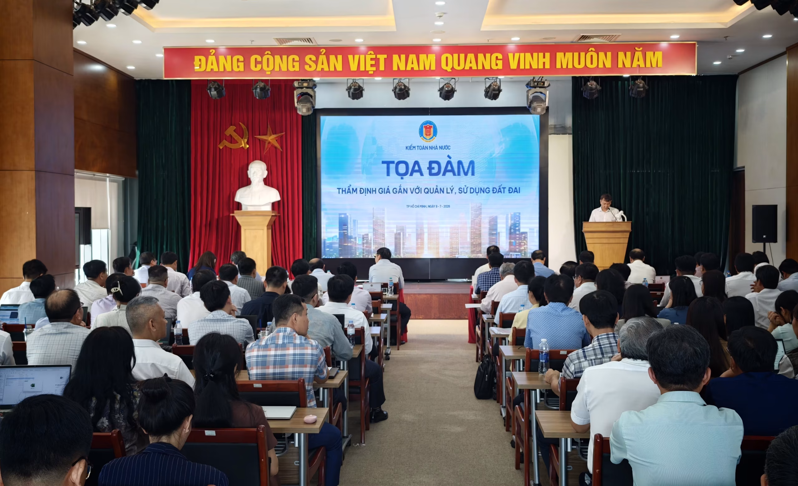 Thẩm định giá gắn với quản lý, sử dụng đất đai: Thực trạng và giải pháp cho các tỉnh, thành phía Nam