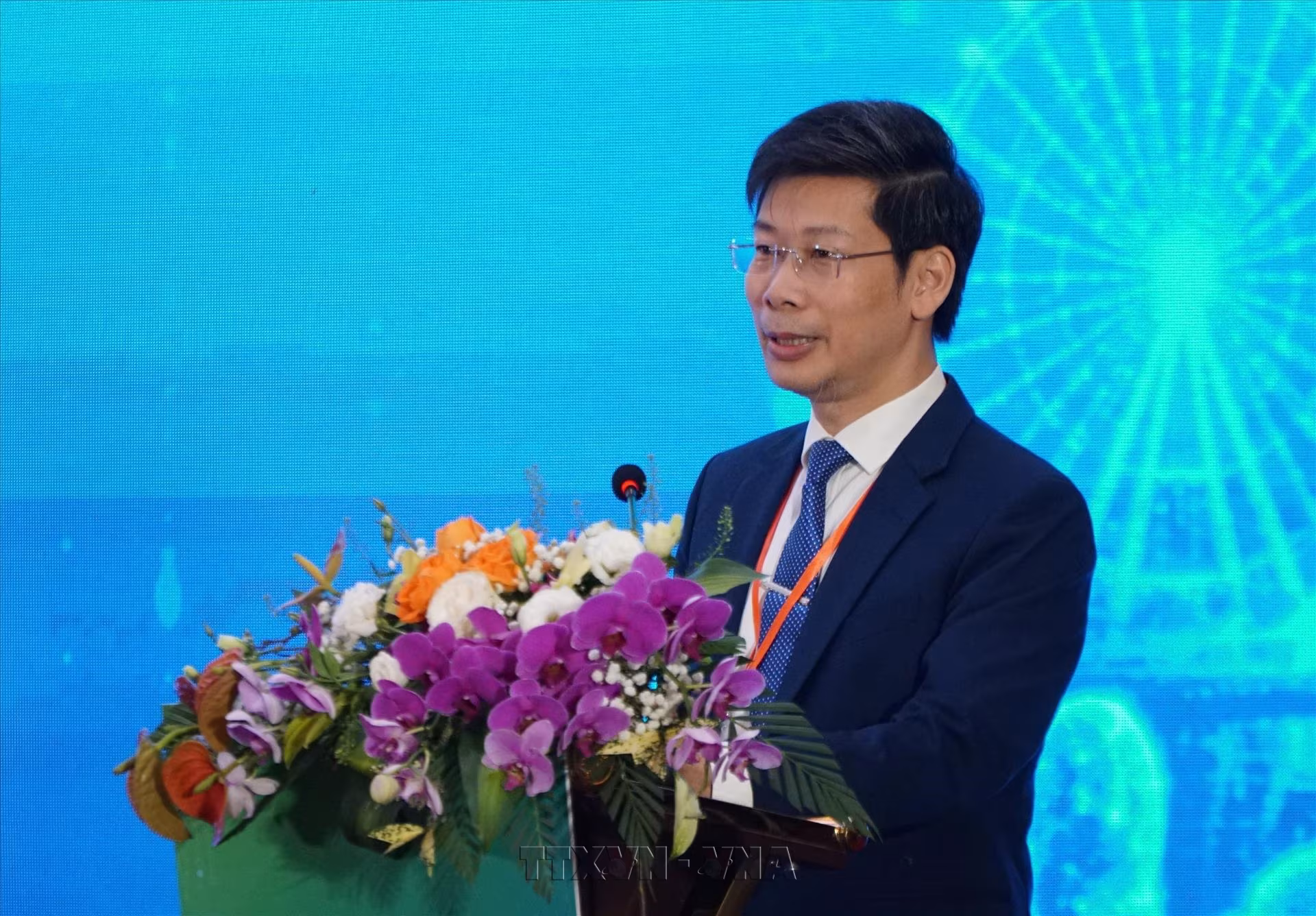 Tích hợp chuyển đổi số và thẩm định giá bền vững trong khu vực ASEAN 1 Tích hợp chuyển đổi số và thẩm định giá bền vững trong khu vực ASEAN